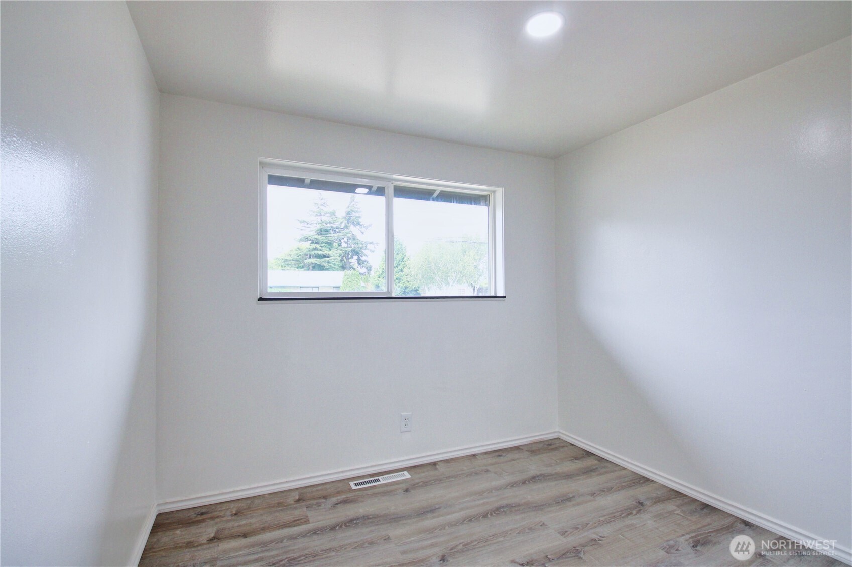 49 Sw 8th Avenue Property Photo 11