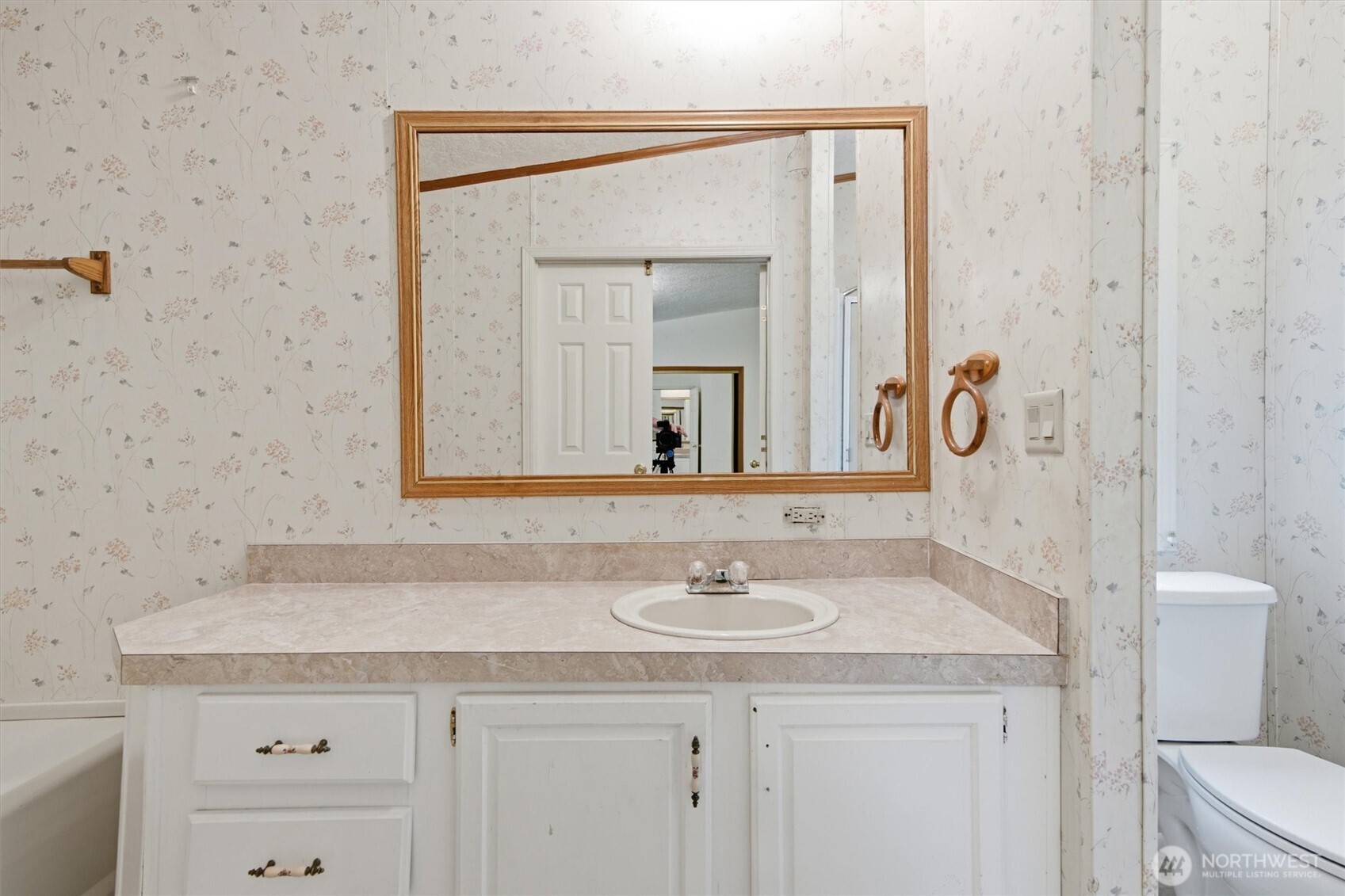 23824 Old Owen Road Property Photo 16