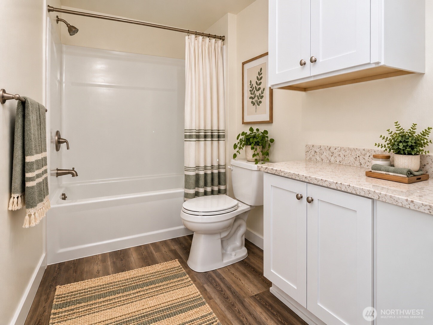 1112 Perry Avenue Property Photo 18