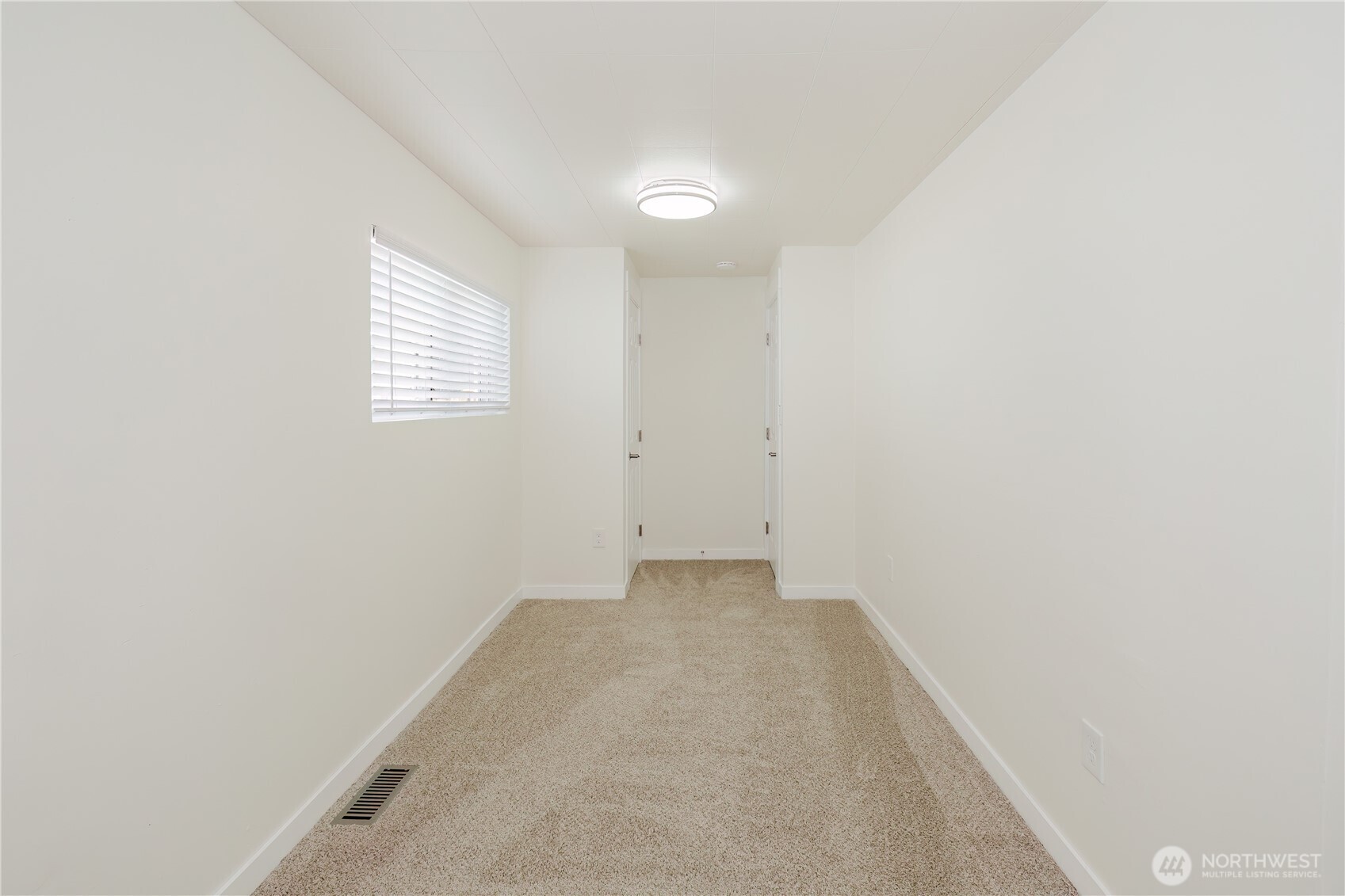 1112 Perry Avenue Property Photo 20