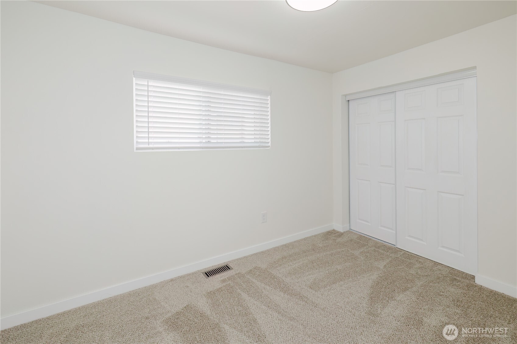 1112 Perry Avenue Property Photo 23