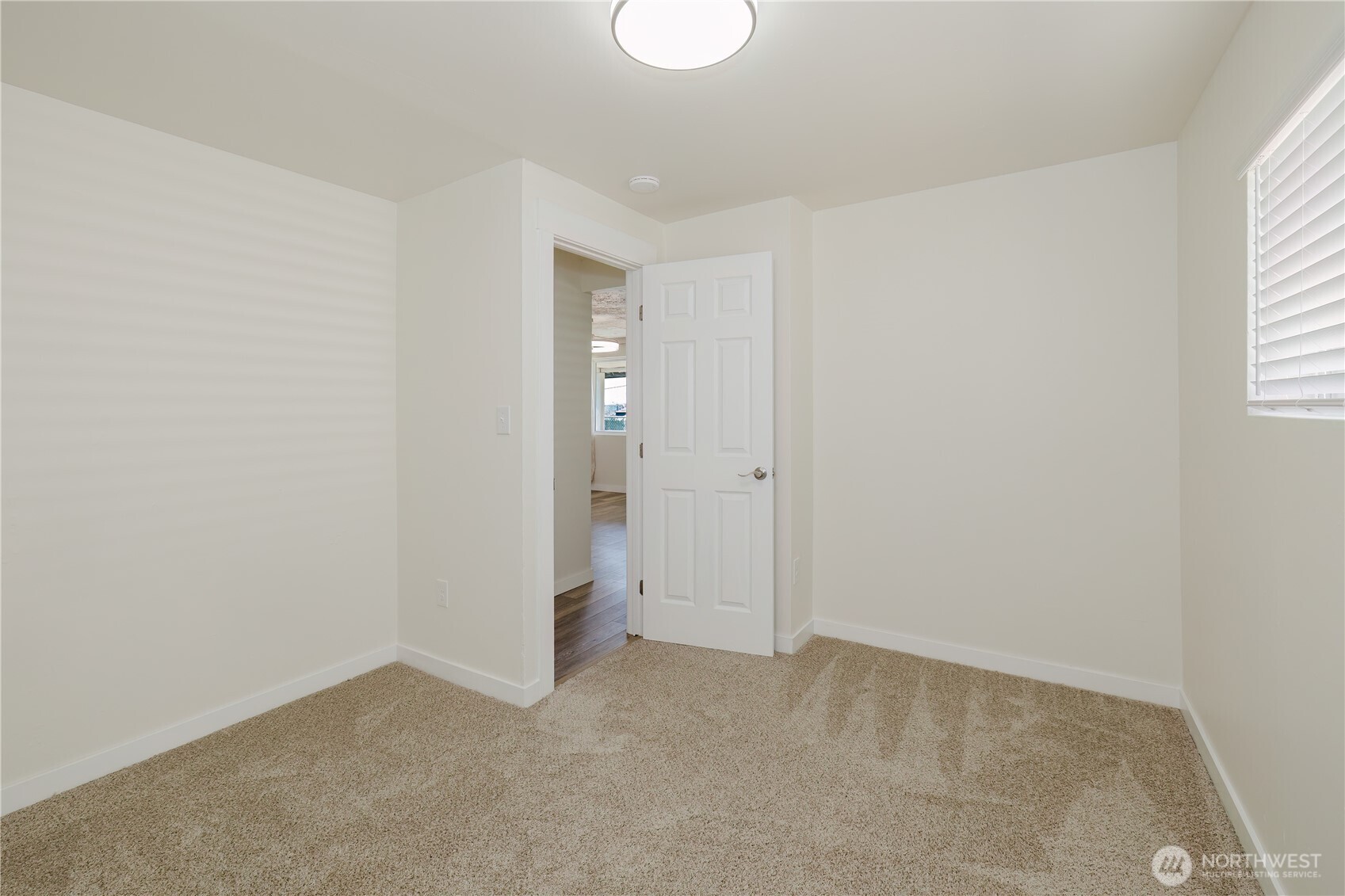 1112 Perry Avenue Property Photo 25