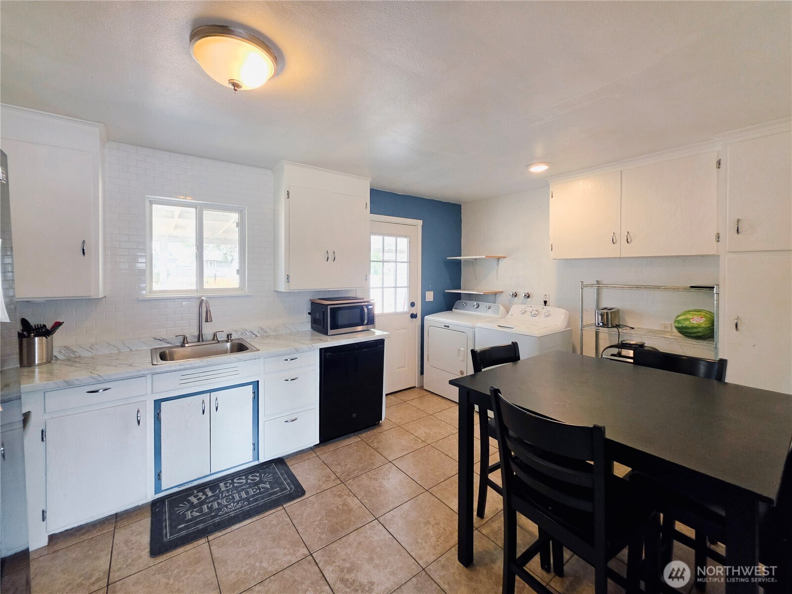 1433 Boyer Avenue Property Photo 6