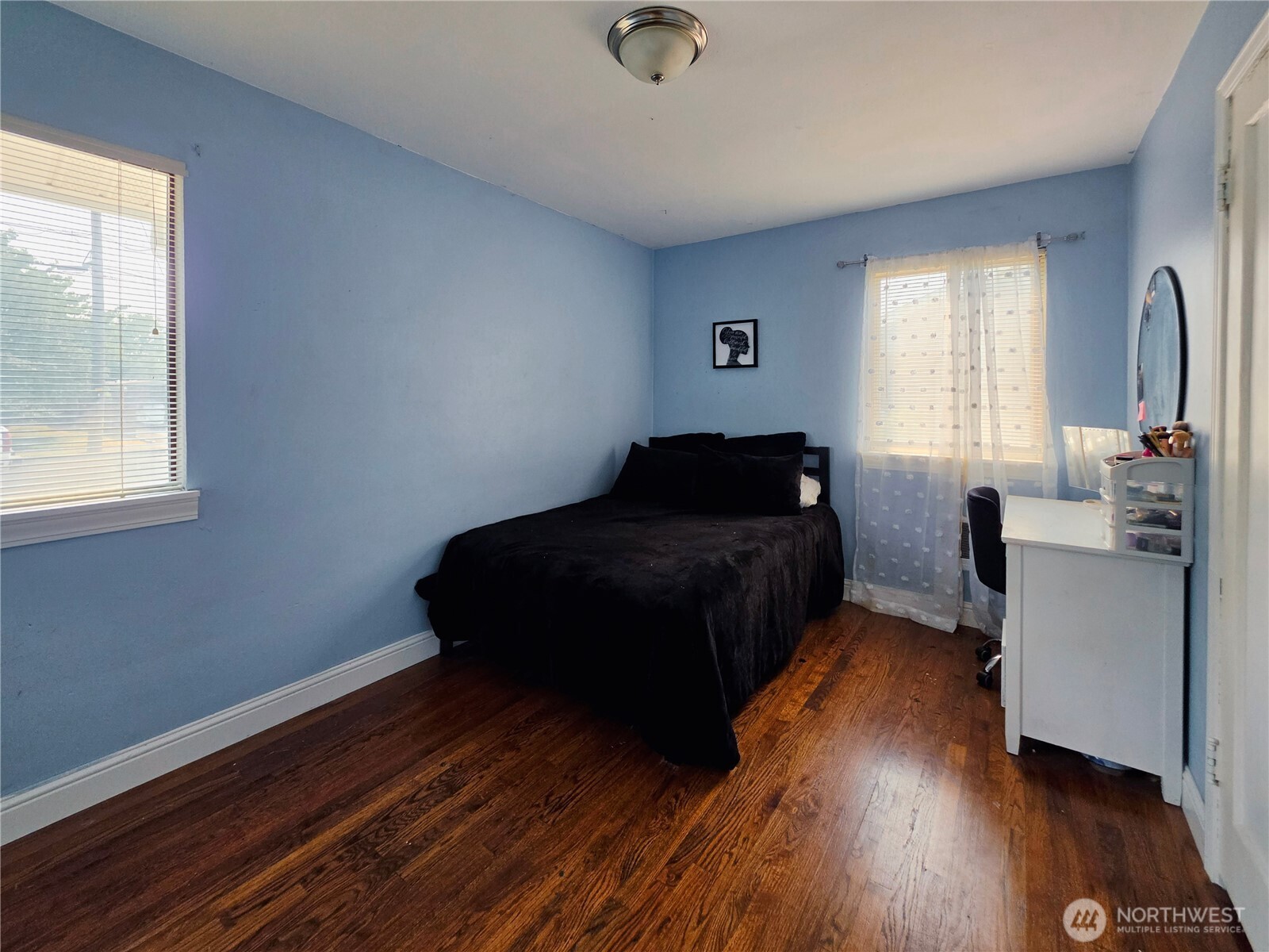 1433 Boyer Avenue Property Photo 11