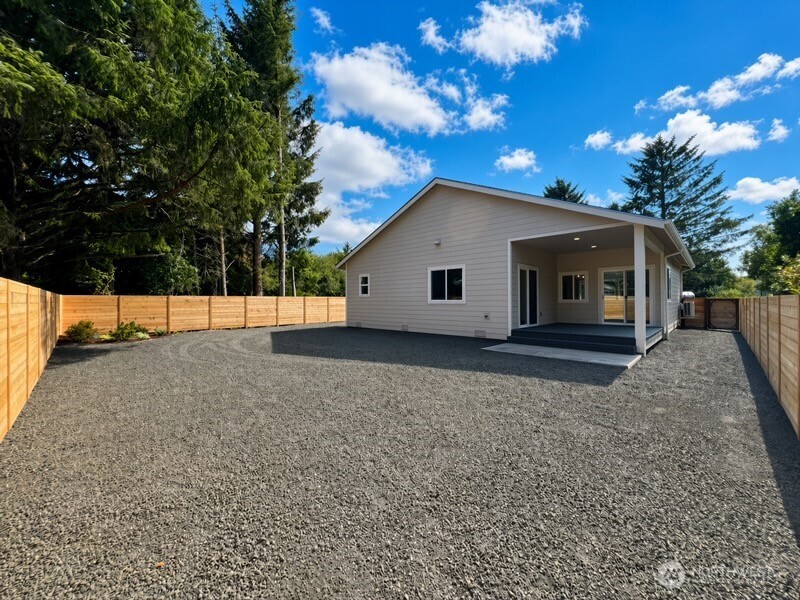 148 Nw Narwhal Loop Property Photo 23