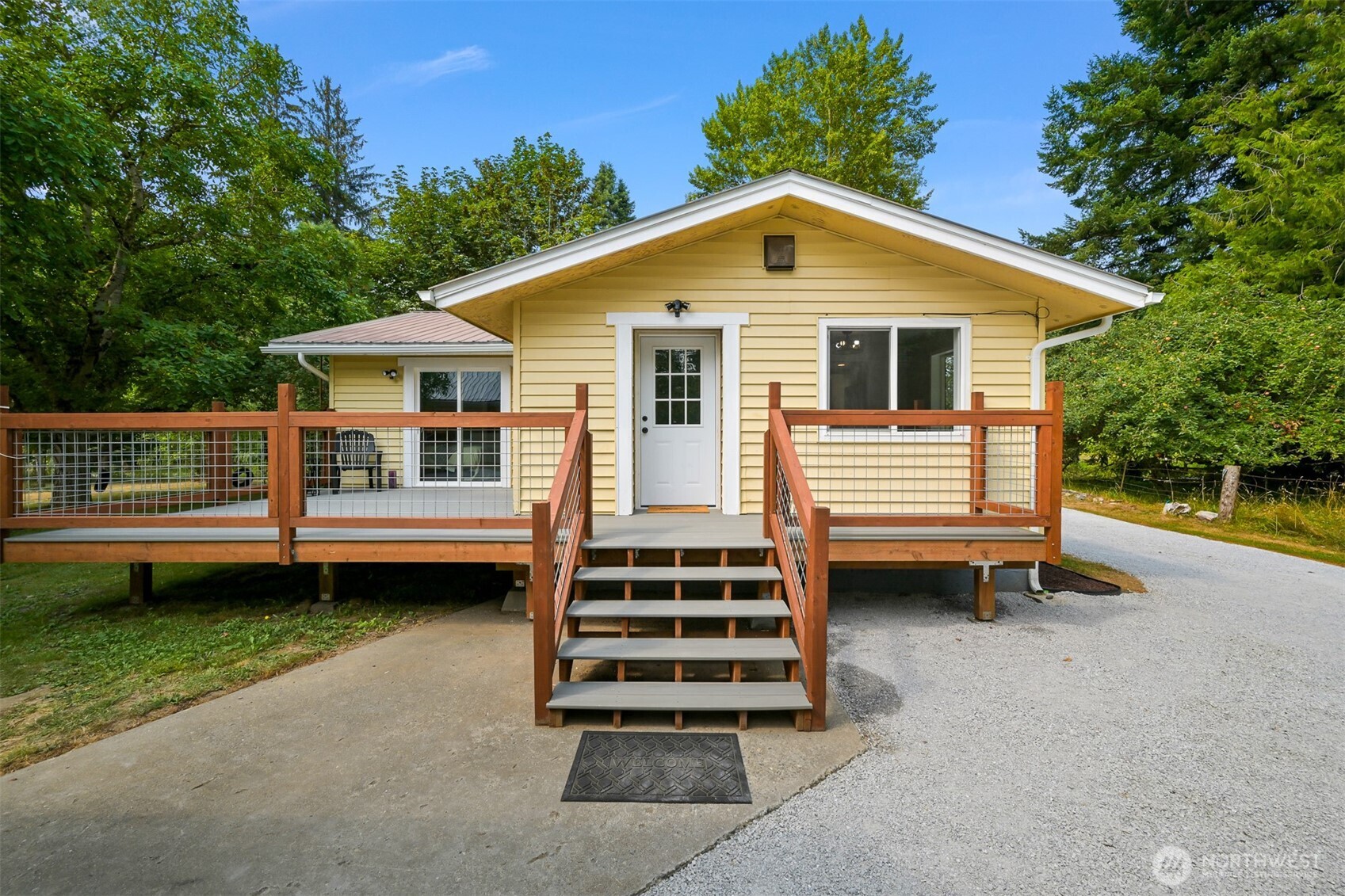 5594 Sand Road Property Photo 1