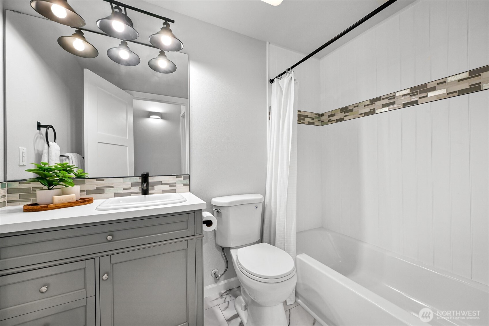 5594 Sand Road Property Photo 24