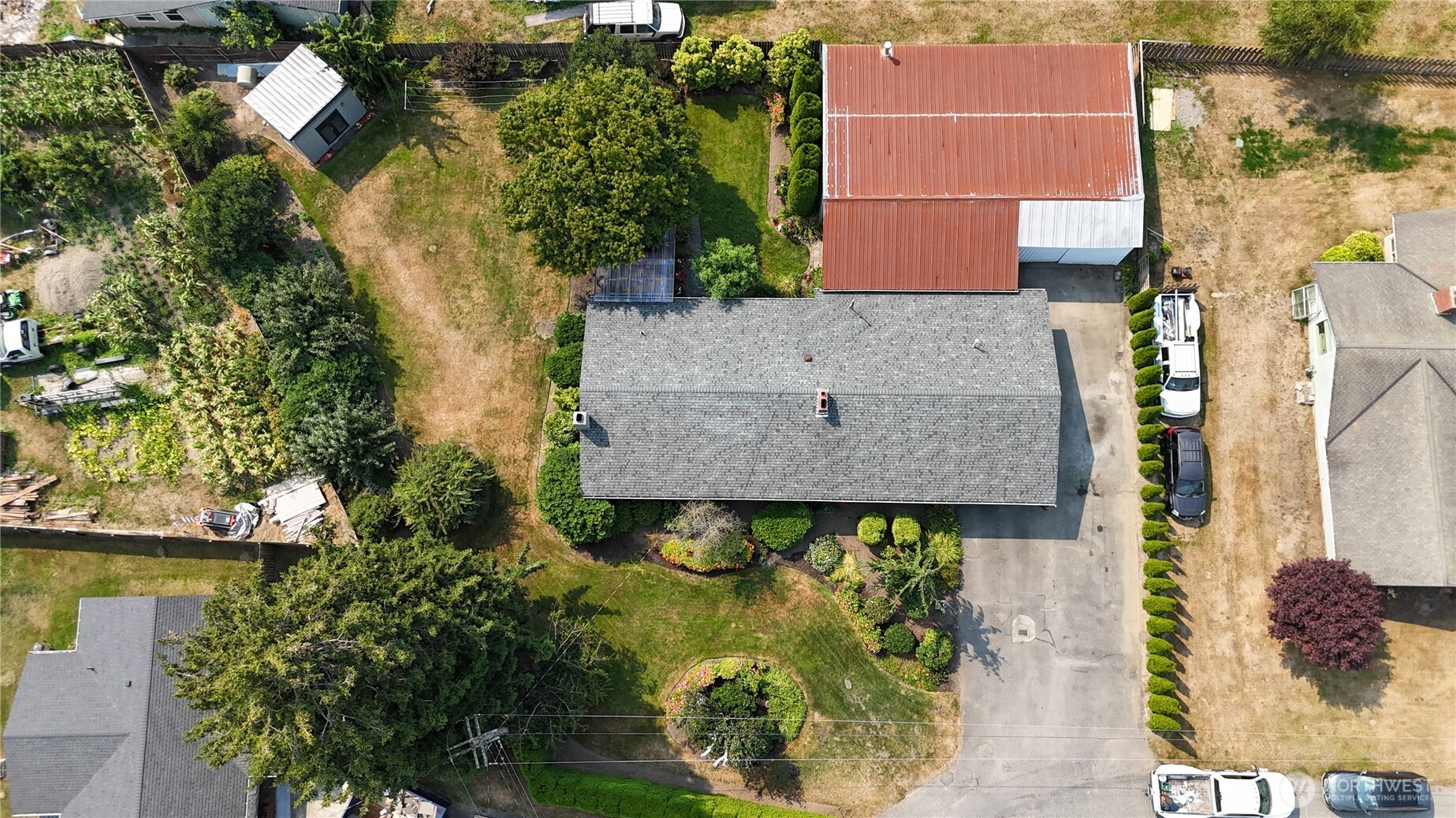 21213 Plaza Drive Property Photo 3