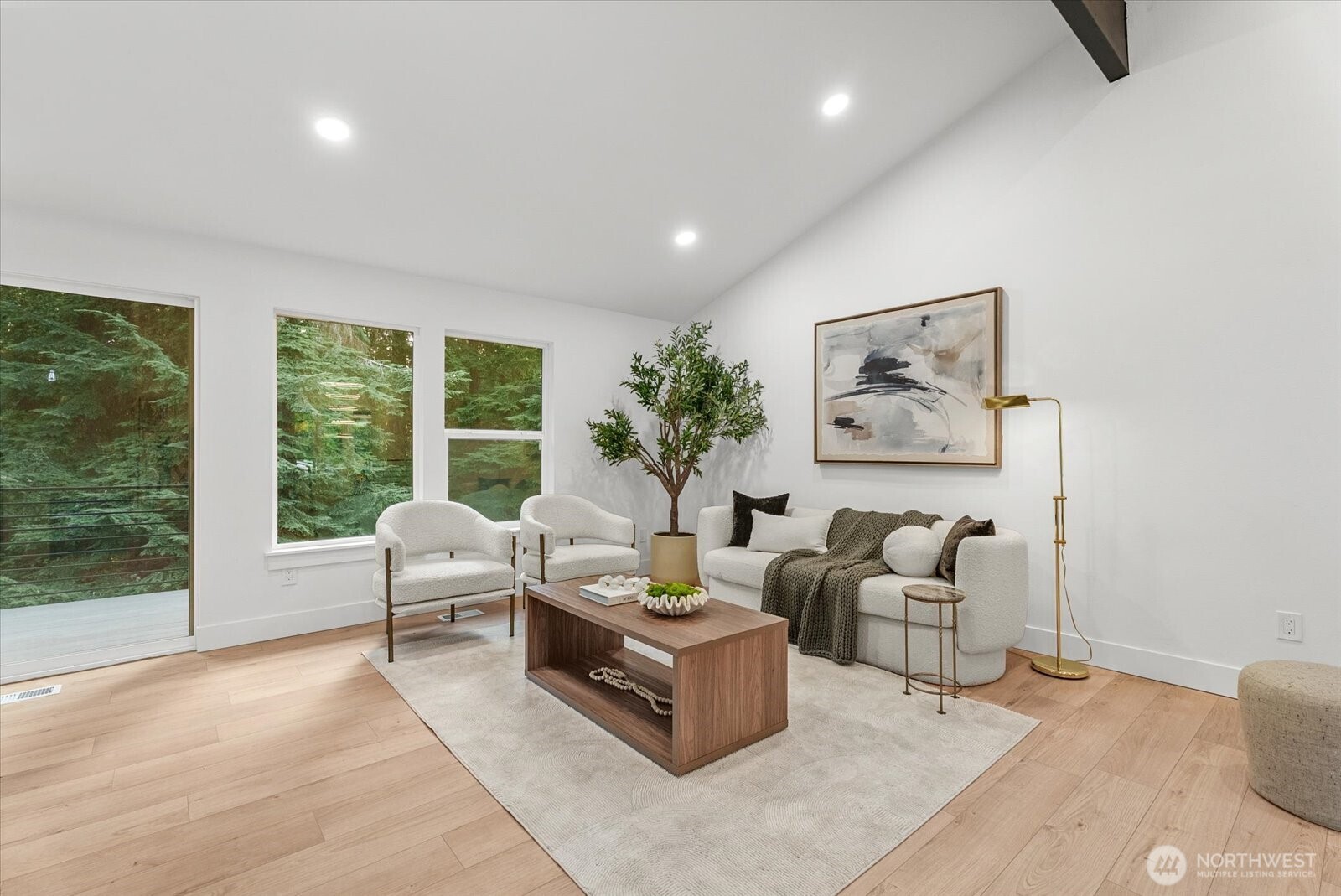 17037 154th Place Property Photo 7