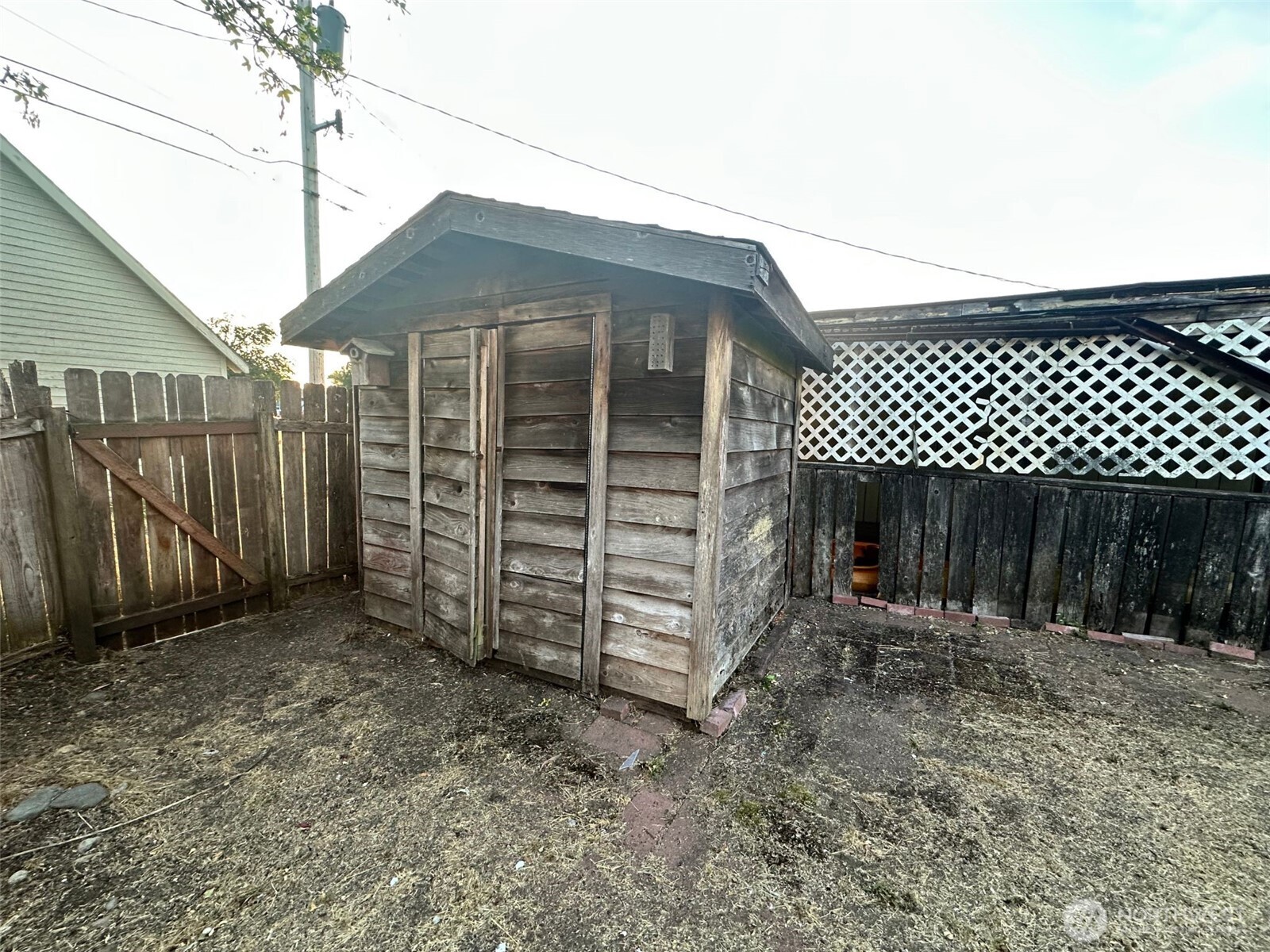 2111 Laurel St Property Photo 24