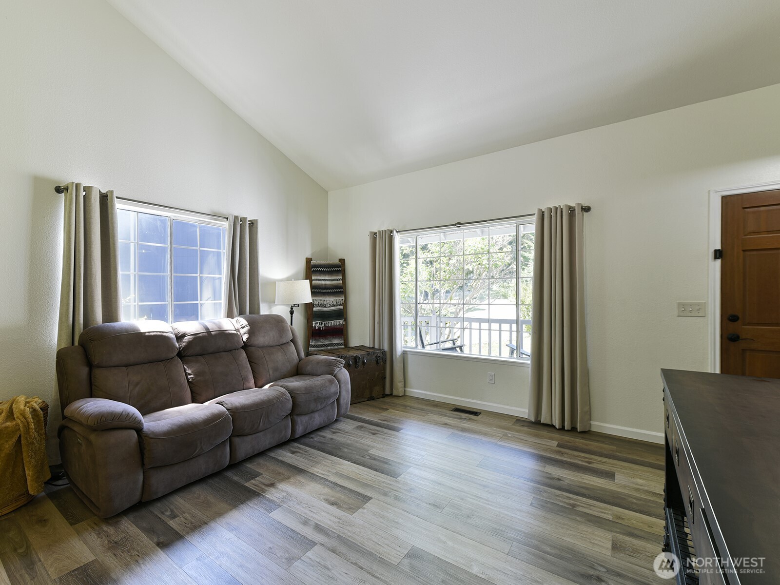 20911 111th Street Ct Property Photo 6