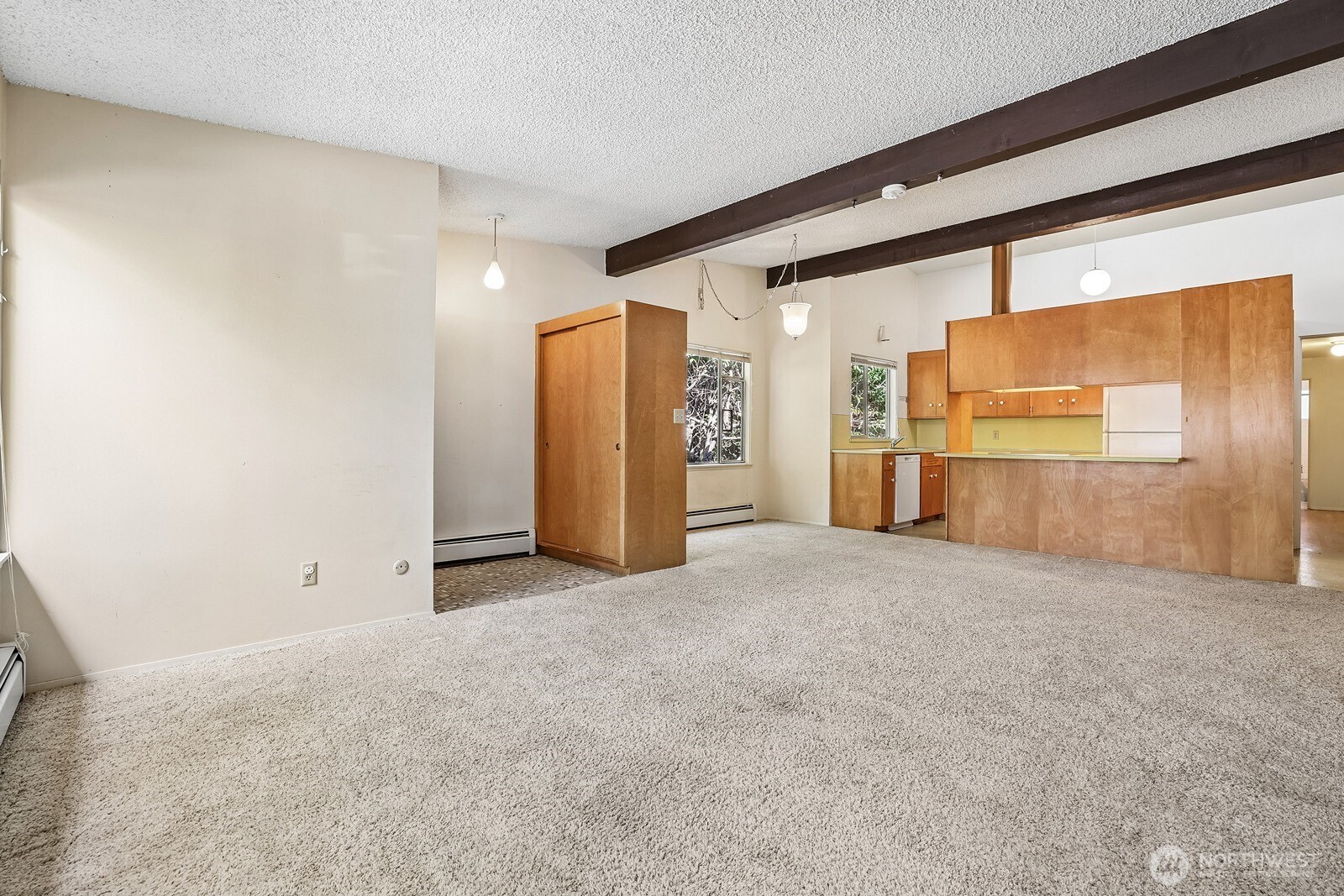 2352 49th Avenue Property Photo 4