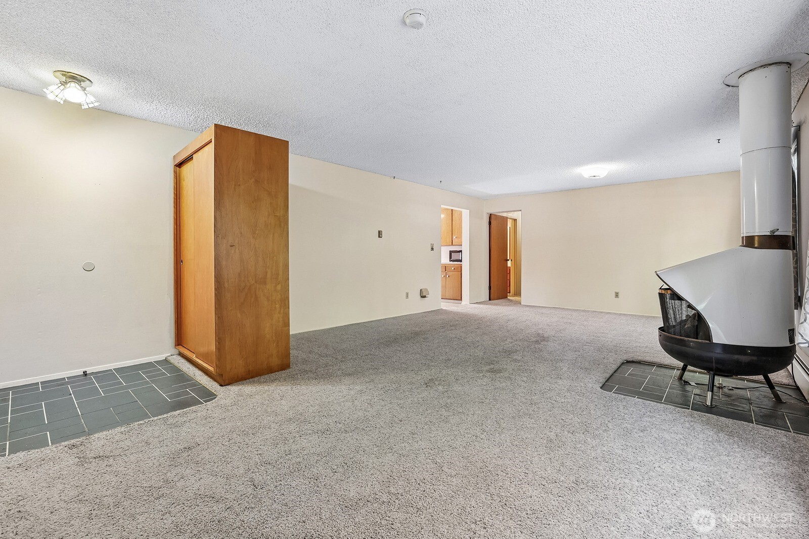 2352 49th Avenue Property Photo 28