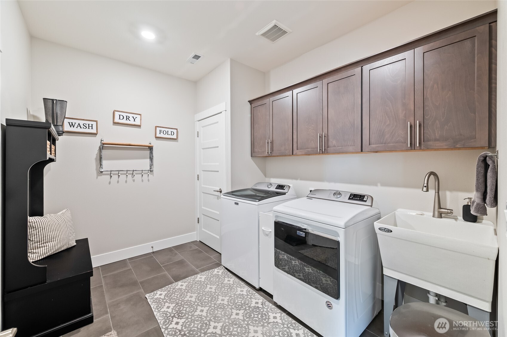 28 13th Street Property Photo 27