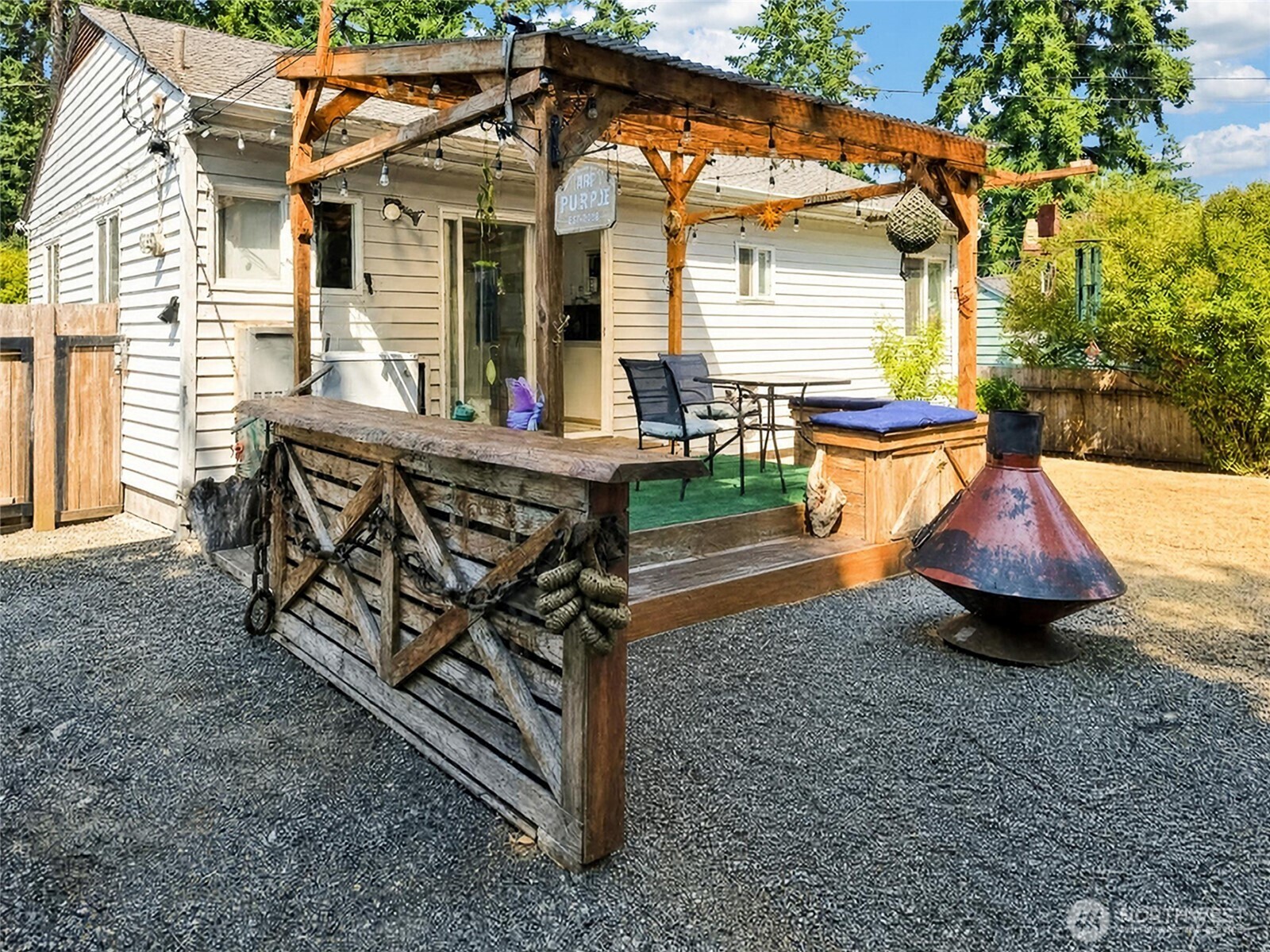 1311 N 155th Street Property Photo 7