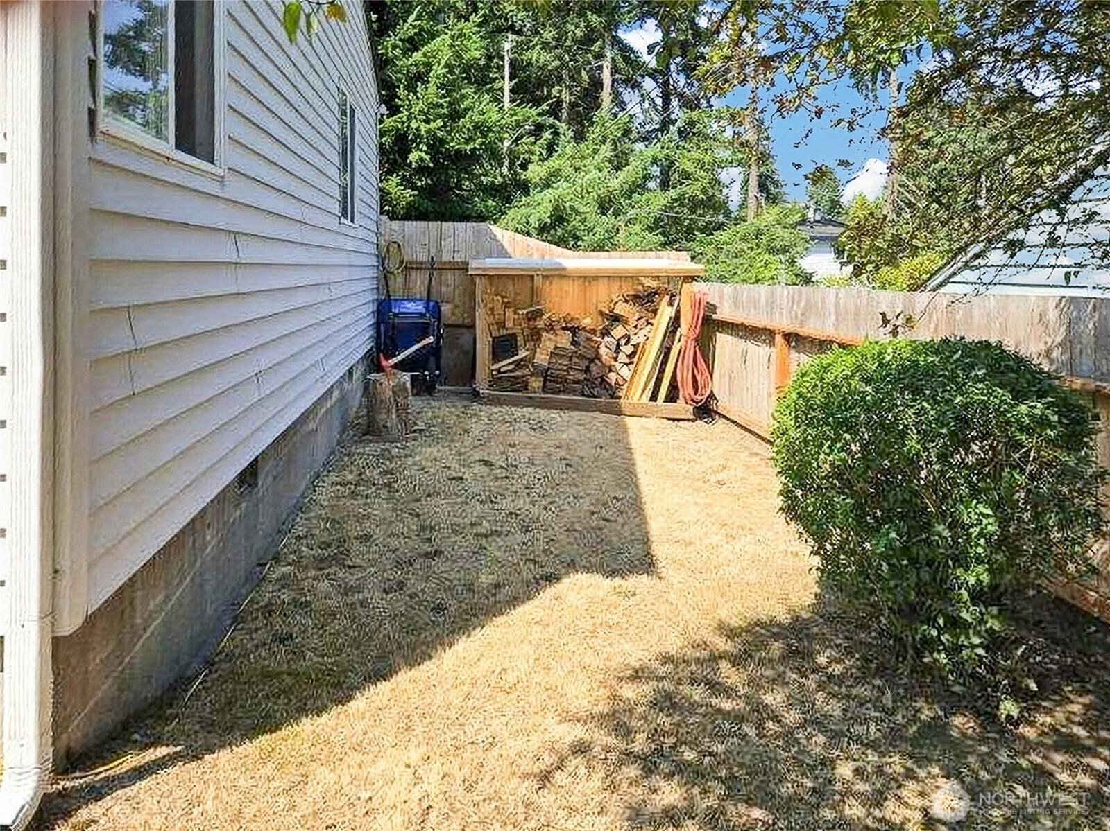 1311 N 155th Street Property Photo 14