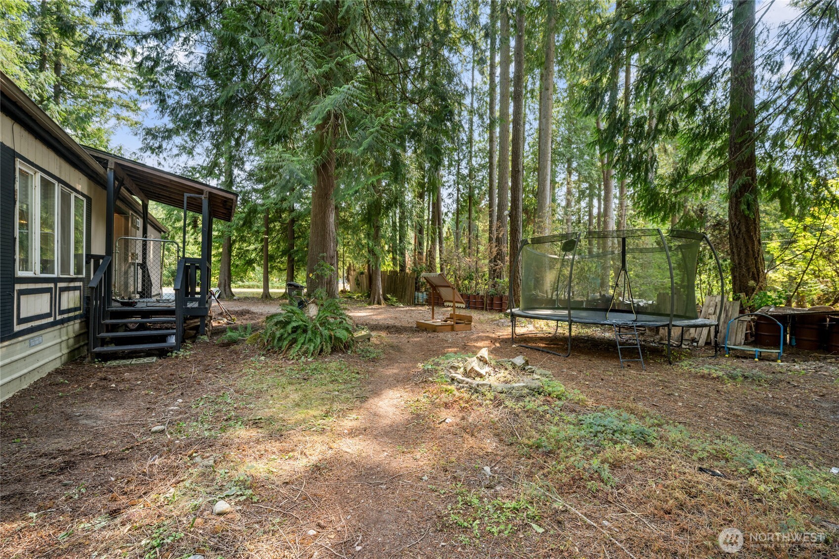 41971 Cedar Street Property Photo 5