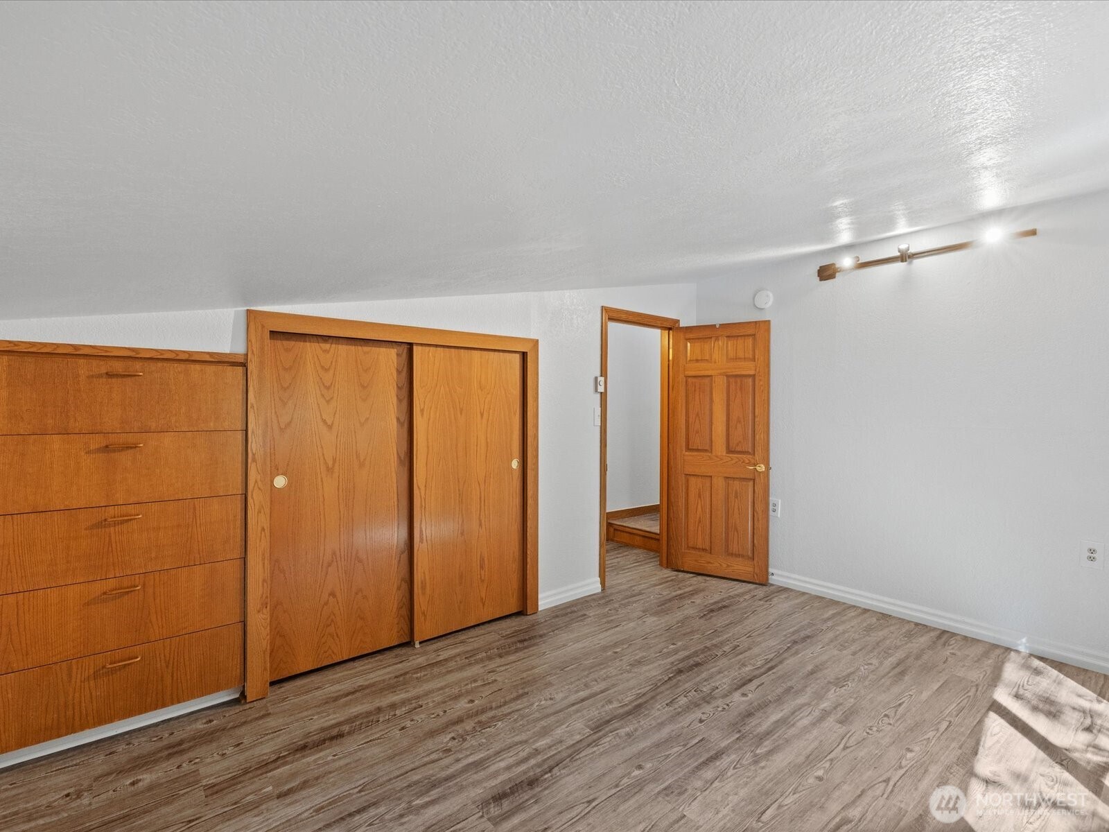 15216 23rd Place Property Photo 28