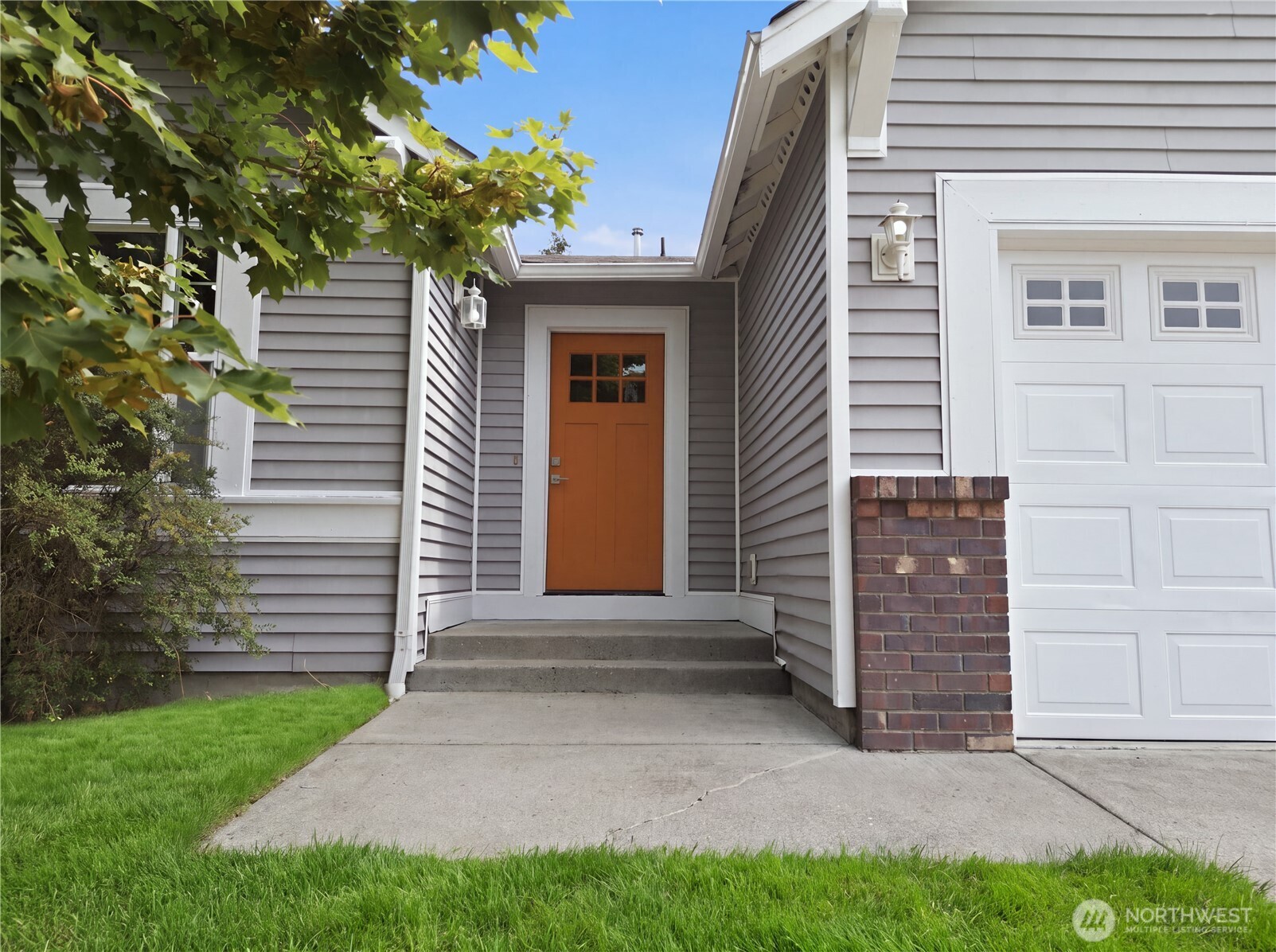 17405 85th Avenue Ct E Property Photo 4