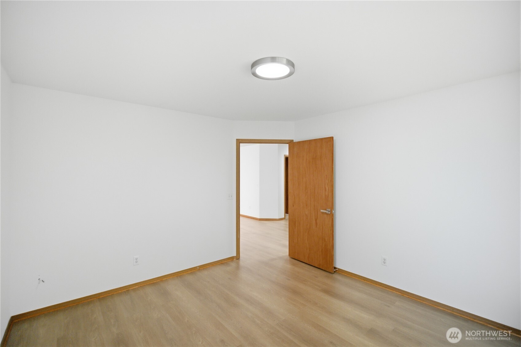 17405 85th Avenue Ct E Property Photo 8