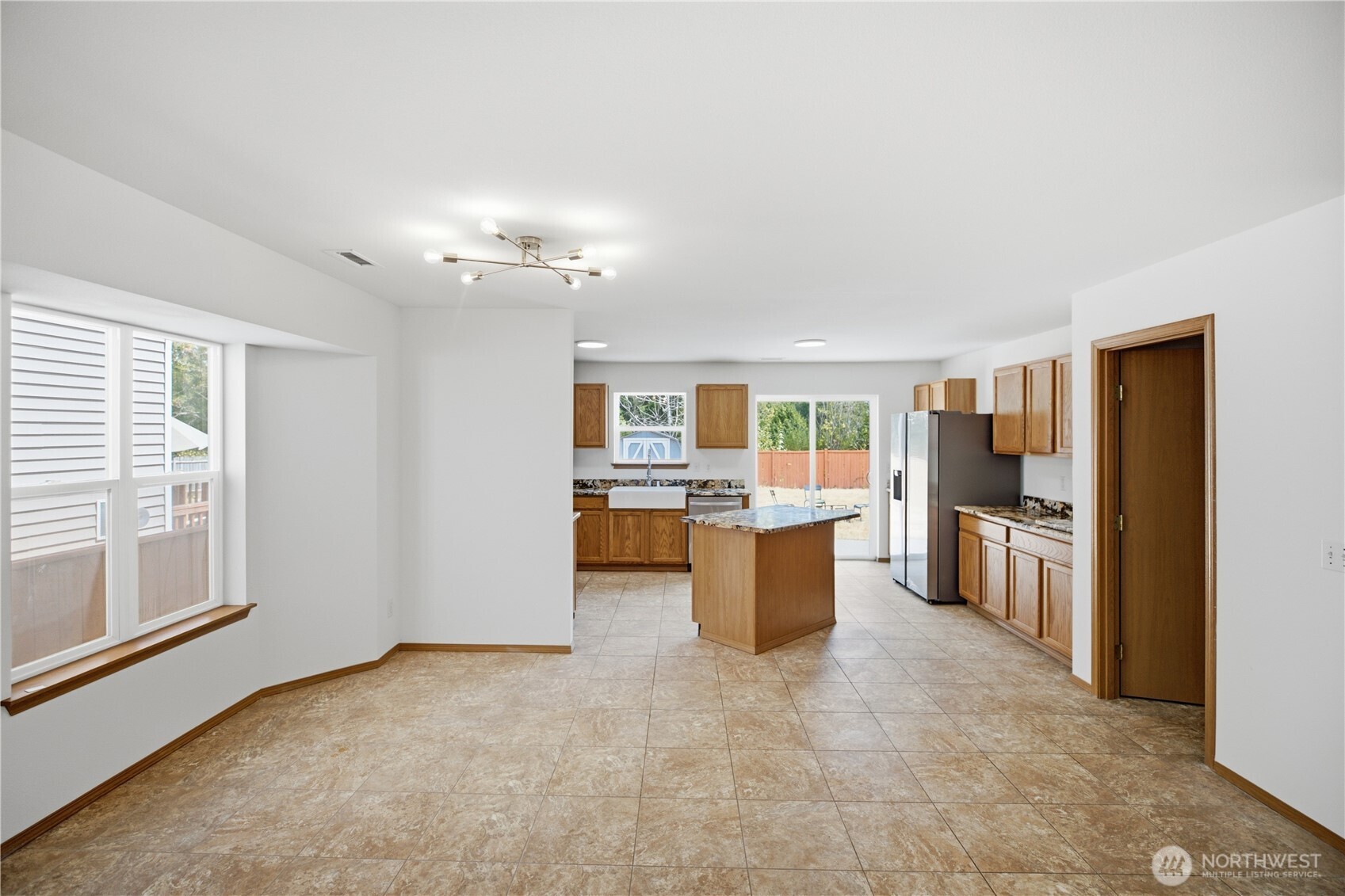 17405 85th Avenue Ct E Property Photo 15