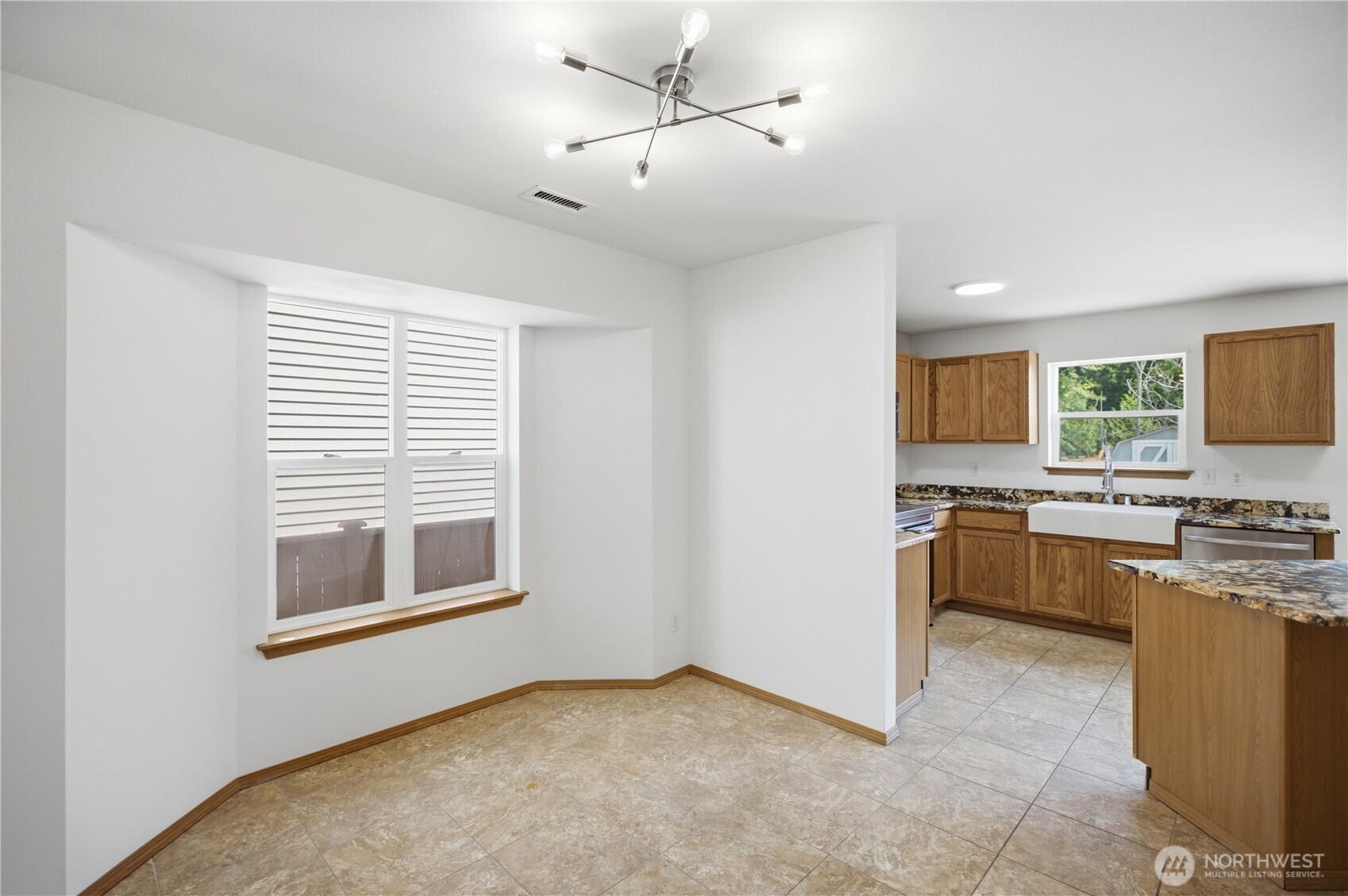 17405 85th Avenue Ct E Property Photo 16