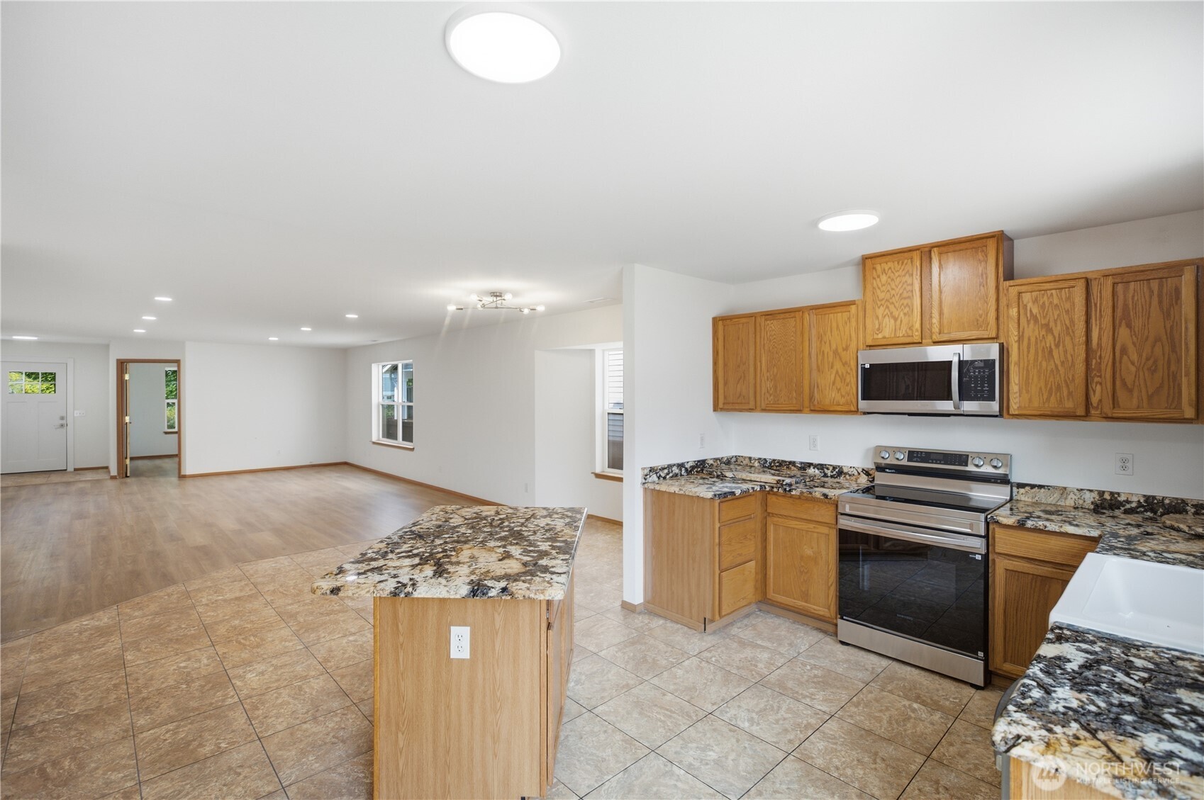 17405 85th Avenue Ct E Property Photo 19