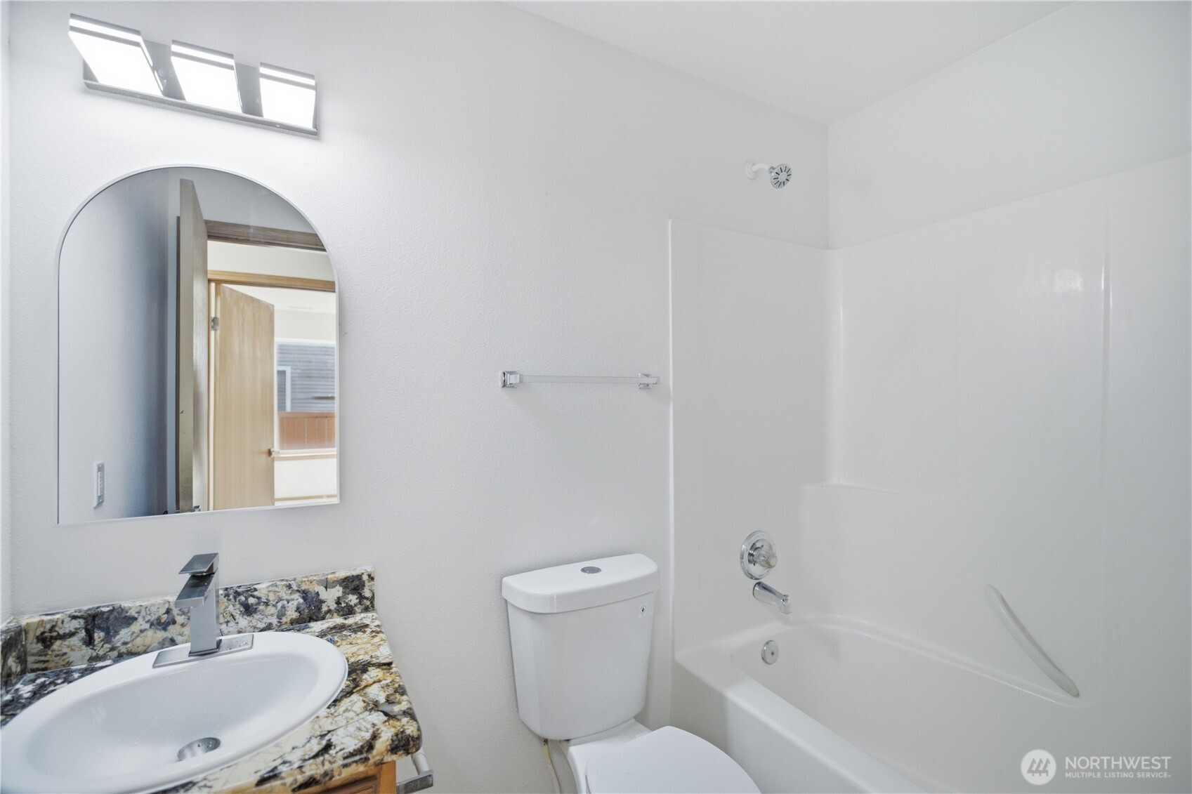 17405 85th Avenue Ct E Property Photo 23