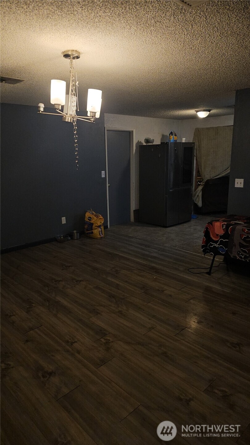 270 Kinne Lane Property Photo 3
