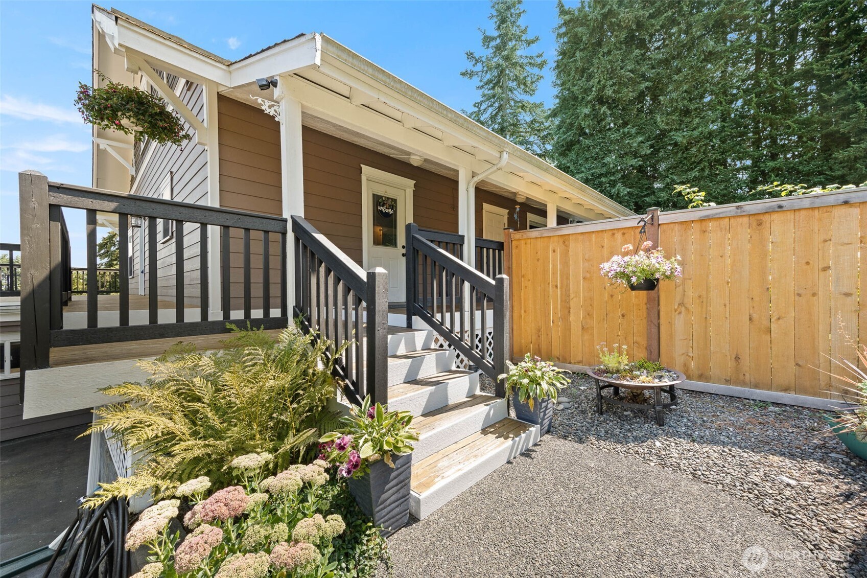 1106 Sumner Lane Property Photo 3