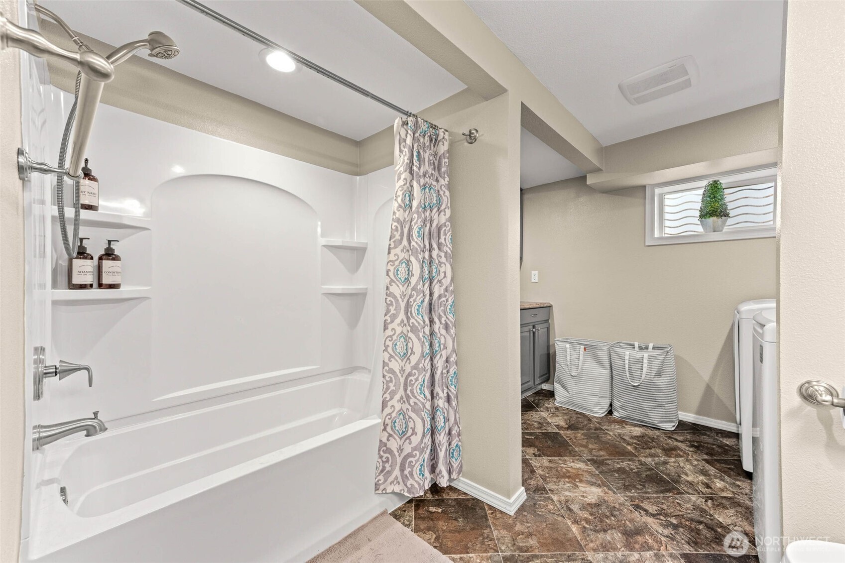 1106 Sumner Lane Property Photo 20
