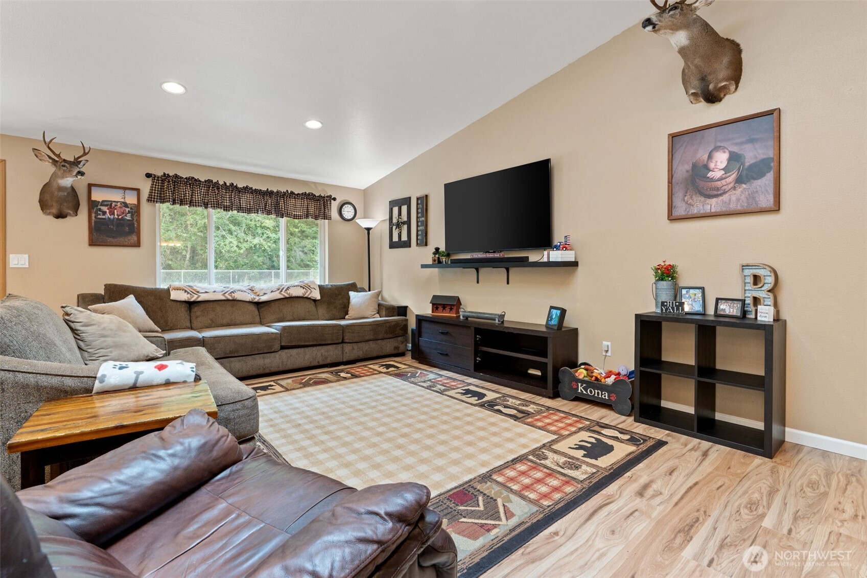 150 Alderbrook Lane Property Photo 12