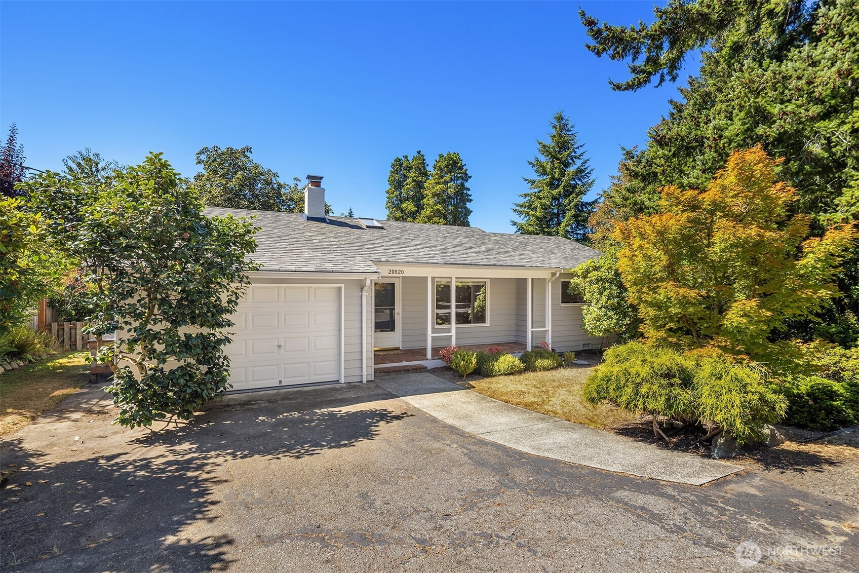 20820 Hillcrest Place Property Photo 1