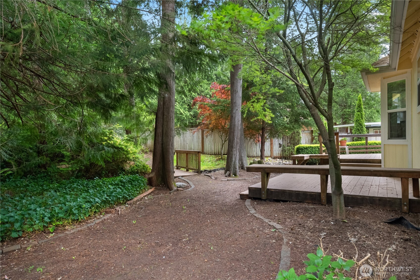 240 E Aycliffe Drive Property Photo 22
