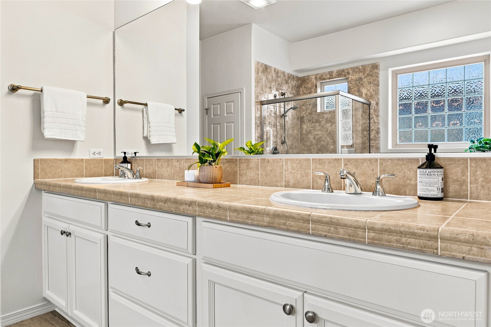 8633 Bainbridge Loop Property Photo 20
