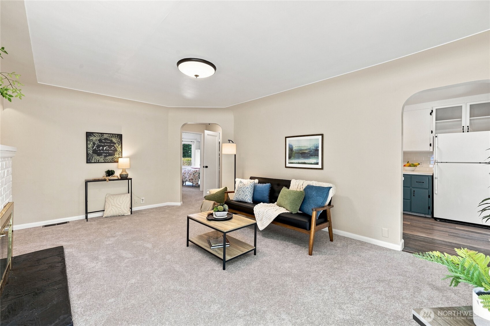13087 Central Valley Road Property Photo 6