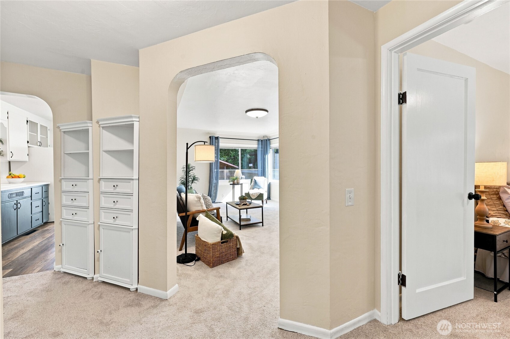 13087 Central Valley Road Property Photo 12