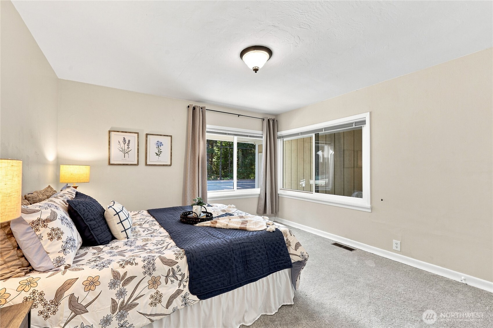 13087 Central Valley Road Property Photo 14