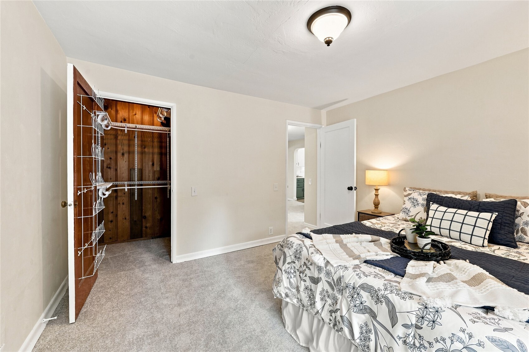 13087 Central Valley Road Property Photo 15