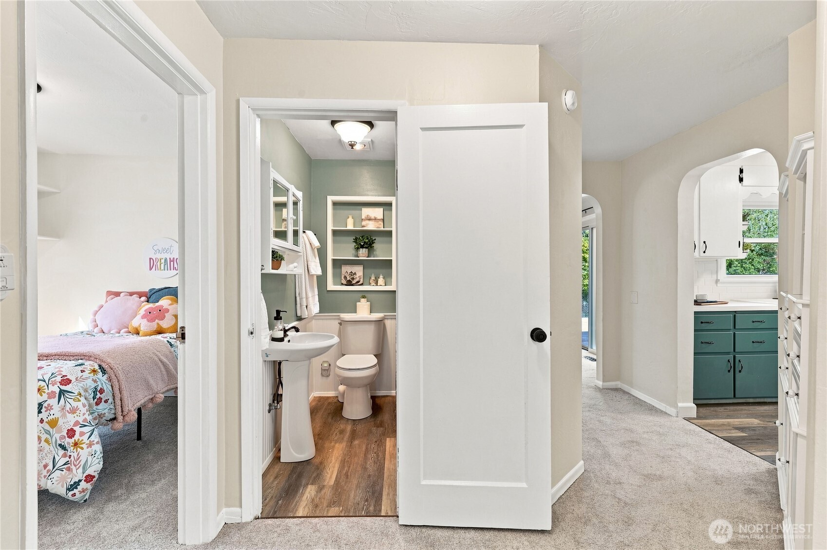 13087 Central Valley Road Property Photo 19