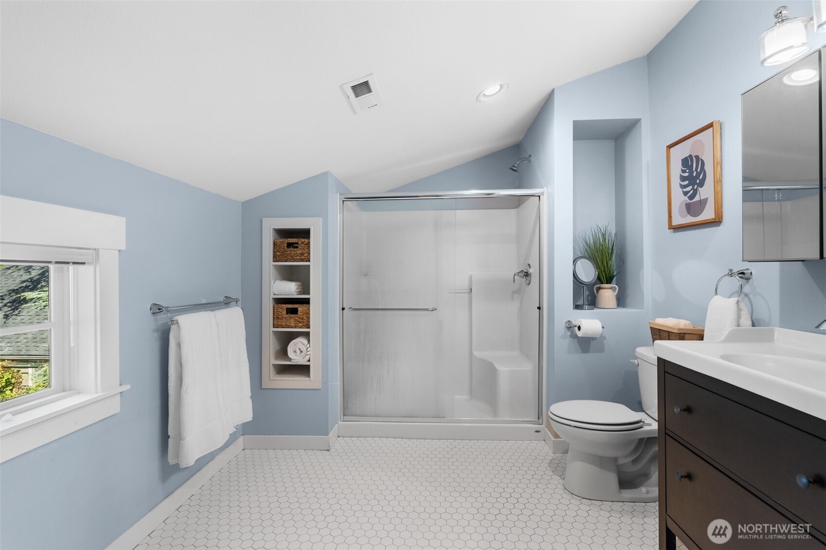 1867 Gossard St Property Photo 23