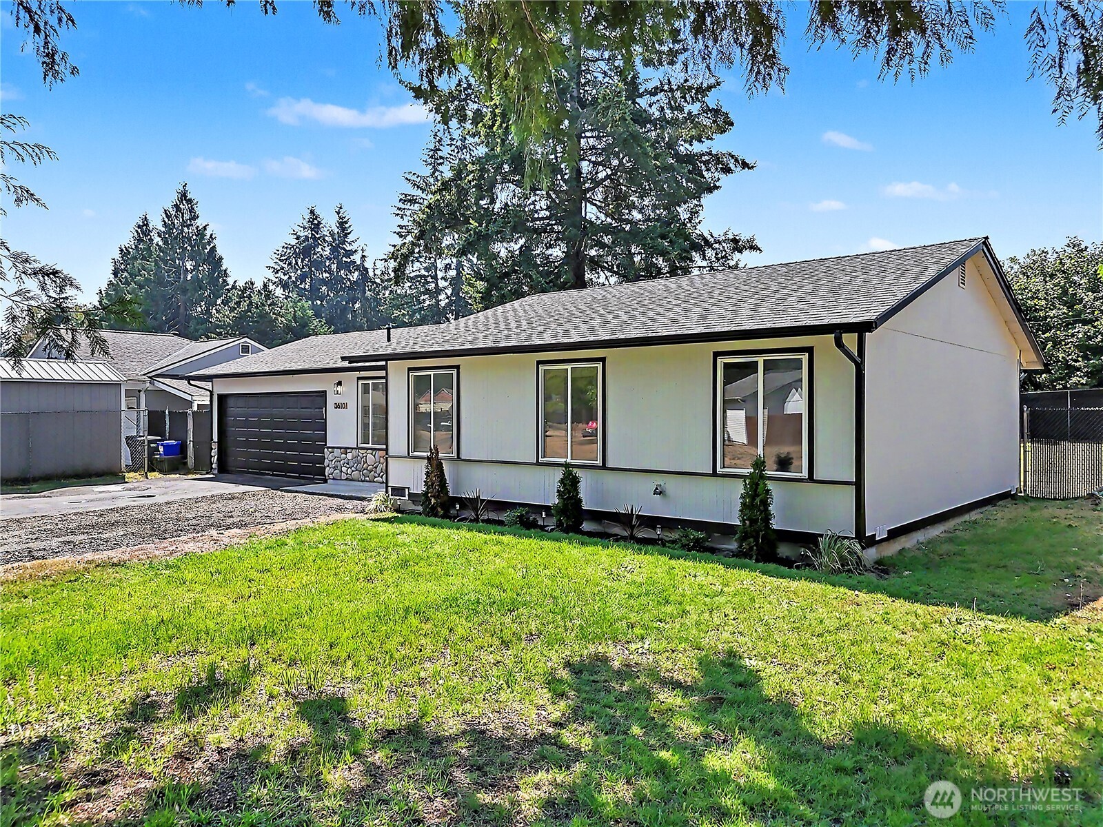 3610 Branson Dr Property Photo 4