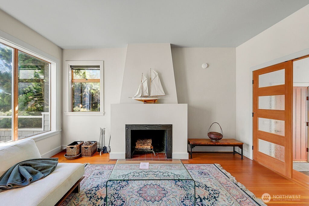 2021 Walnut Street Property Photo 7