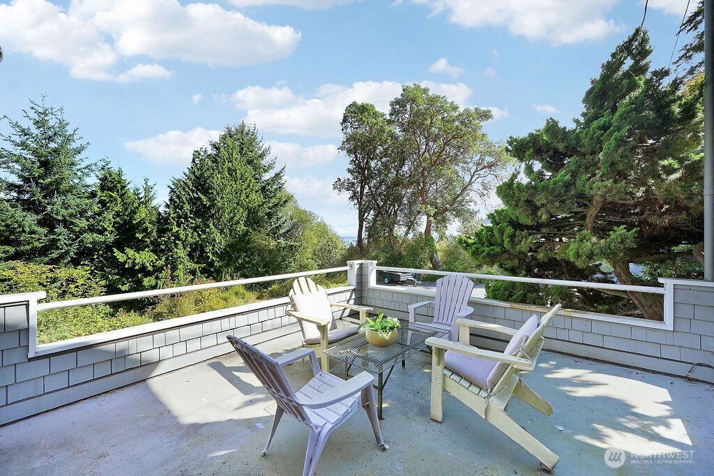 2021 Walnut Street Property Photo 11