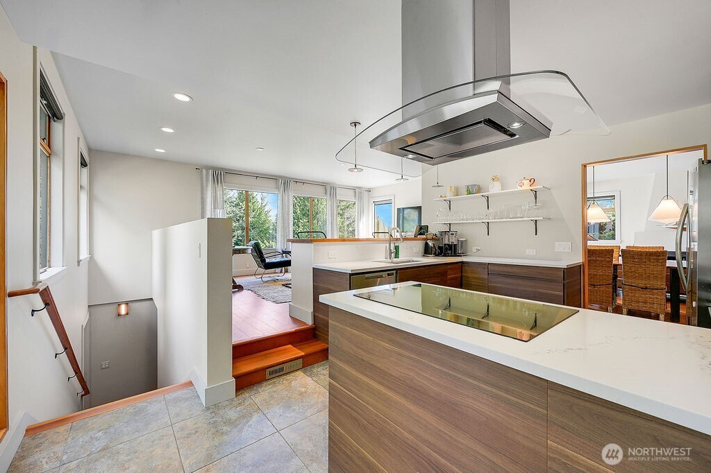 2021 Walnut Street Property Photo 15