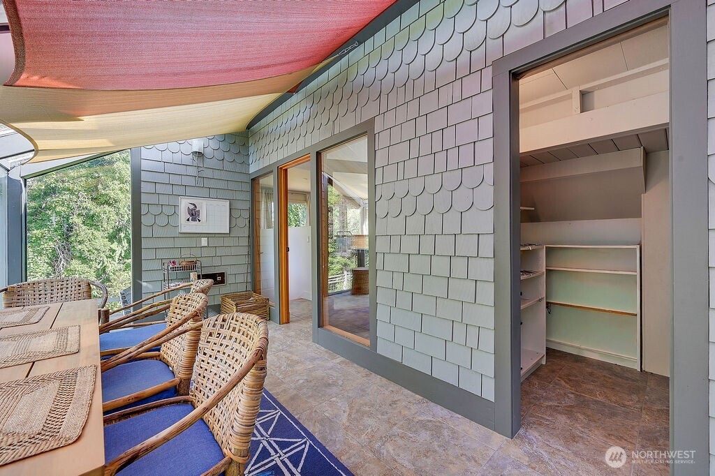 2021 Walnut Street Property Photo 17