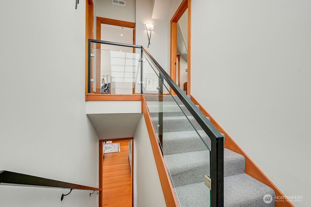 2021 Walnut Street Property Photo 25