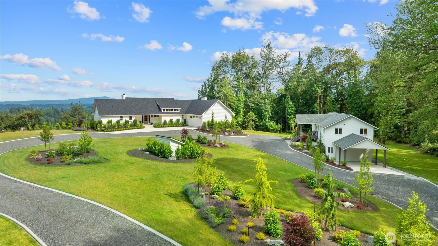 9813 Moran Road Property Photo 1