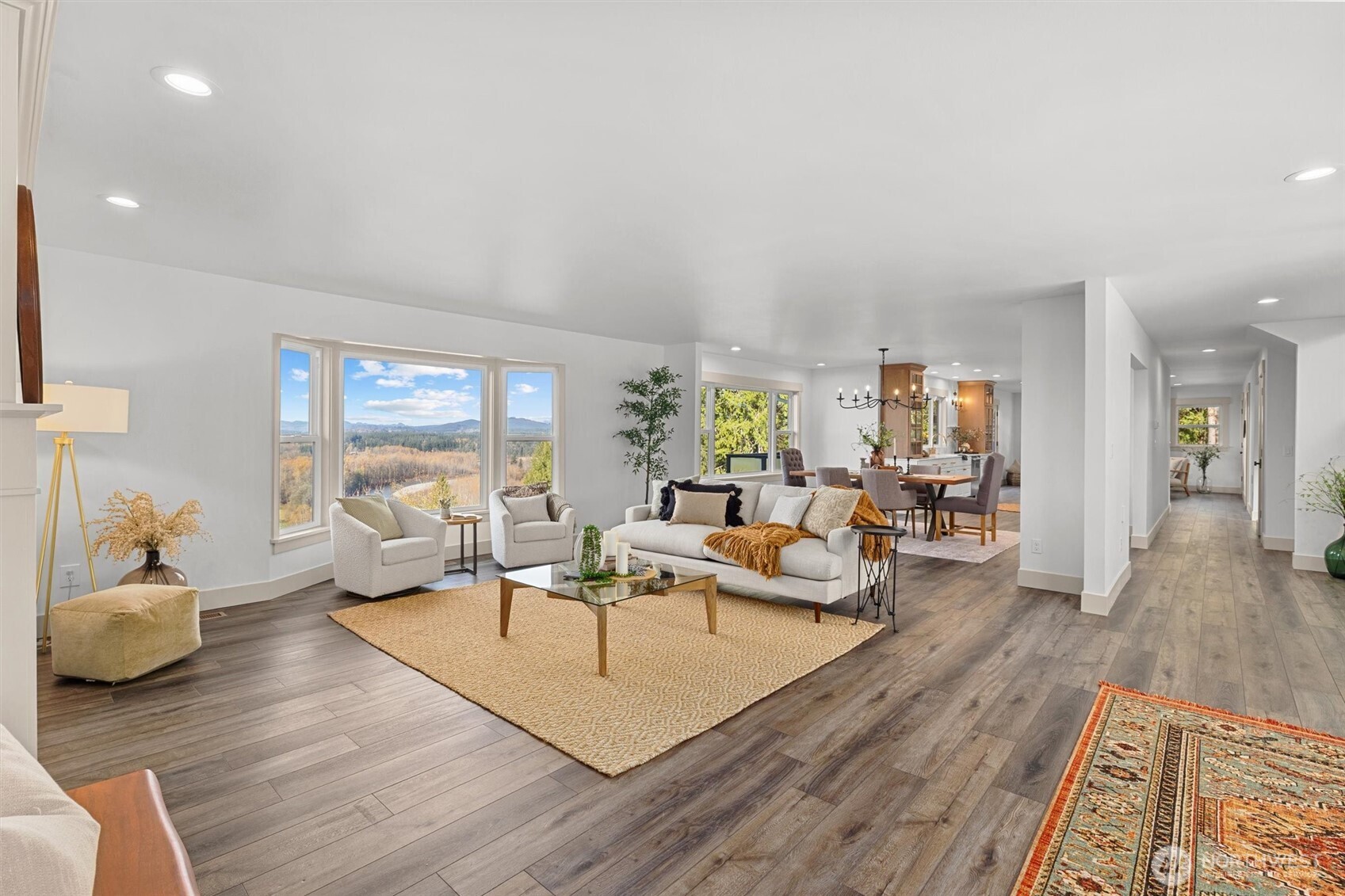 9813 Moran Road Property Photo 10