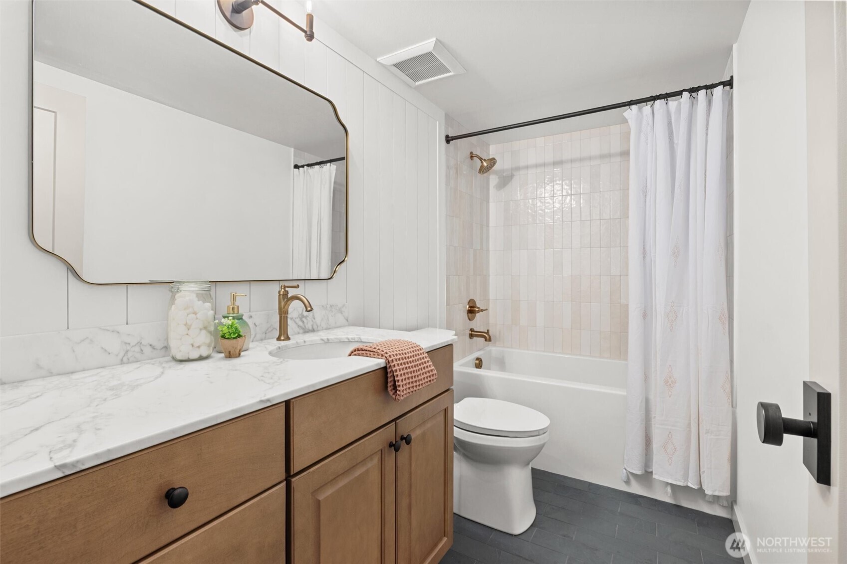 9813 Moran Road Property Photo 31